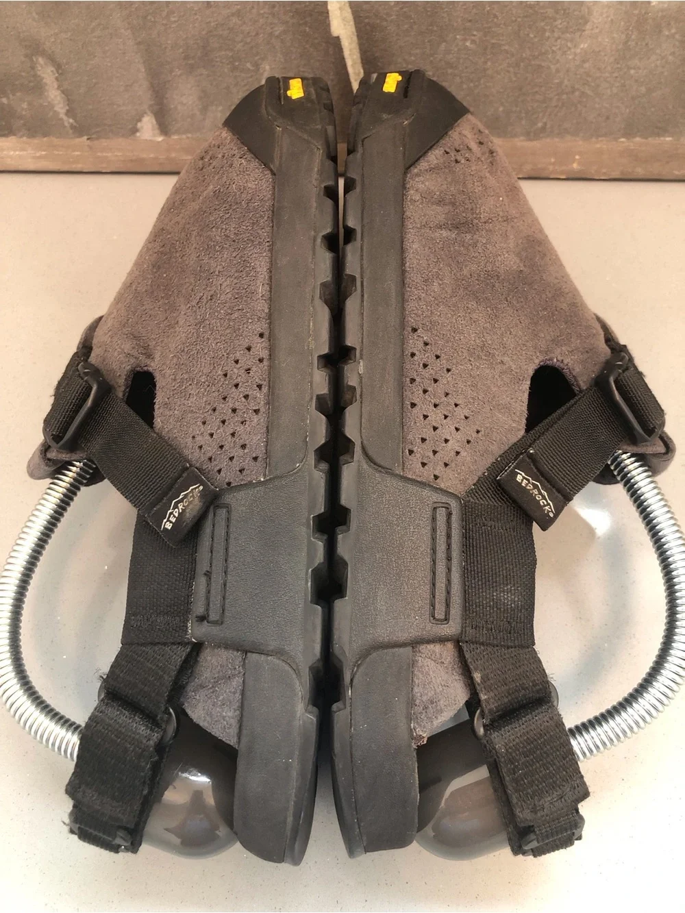 Bedrock Sandals Mountain Clogs sz 9 - Picture 5 of 16